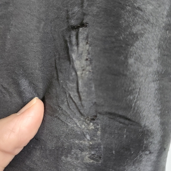 Sangria Elegant Black and Gold Sequins And Pleated Taffeta Midi Dress Size 4 - Picture 14 of 14